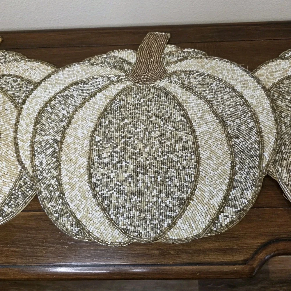 4 Bed Bath & Beyond Beaded Pumpkin Placemats Gold Ivory Fall Thanksgiving